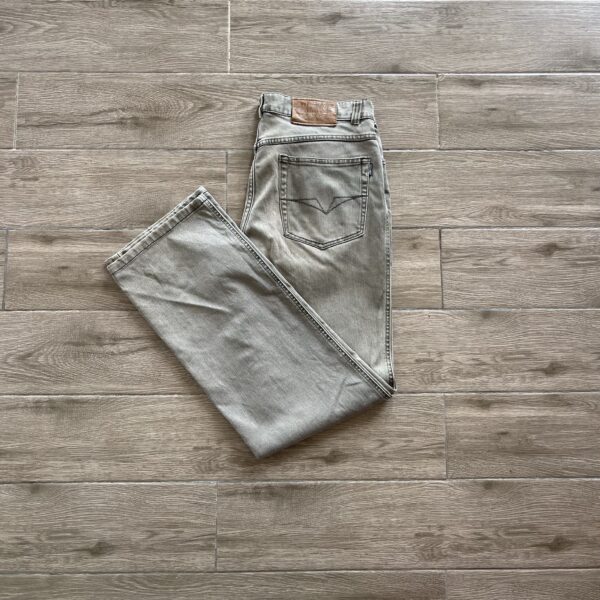 DOCKHOUSE TRADITIONAL JEANSWEAR – Image 2