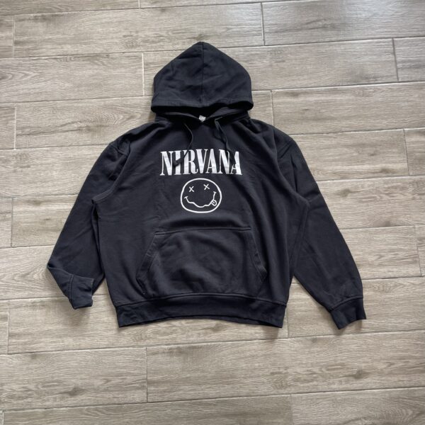 NIRVÂNA SWEAT À CAPUCHE