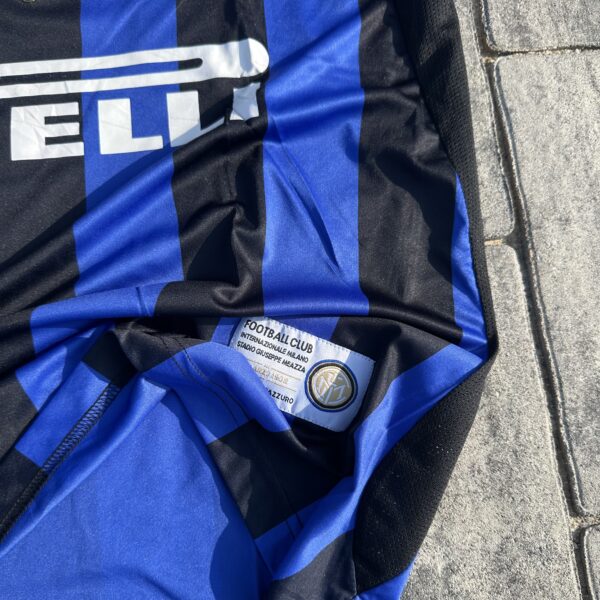 PIRELLI INTER MILAN JERSEY – Image 4