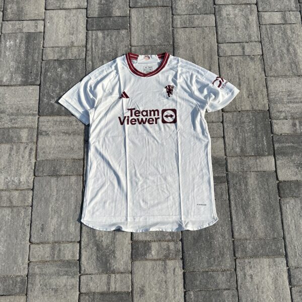 MANCHESTER UNITED JERSEY