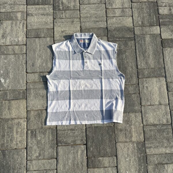 LEVI’S tee