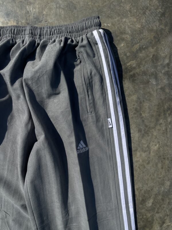 Adidas kway jogging – Image 2