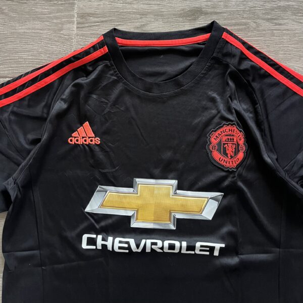 MANCHESTER UNITED BLACK JERSEY – Image 2
